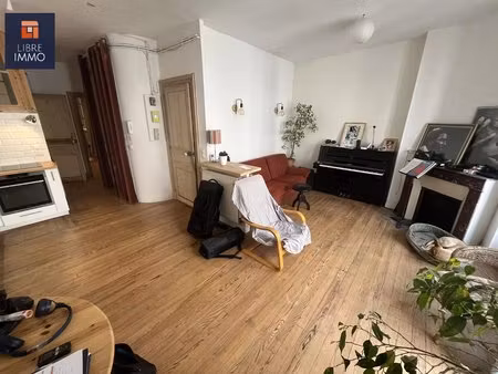 pau hyper-centre – appartement t2 bis de 61 96 m² avec balcon et cave