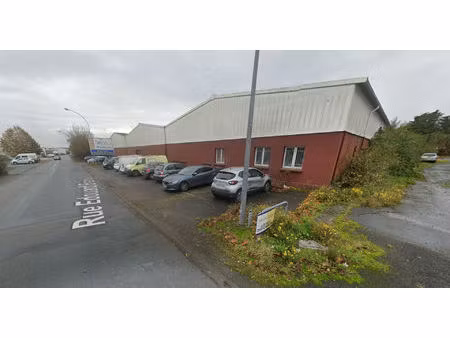 à vendre - saint-martin-des-champs ? ensemble immobilier d'activités à fort potentiel