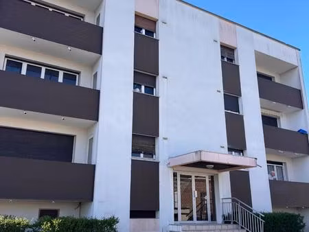 appartement entièrement refait de 72 m2