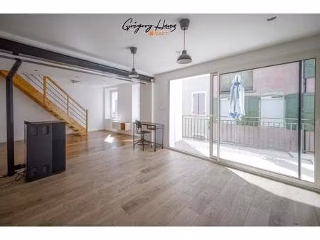 appartement rénové de 72m² avec balcon