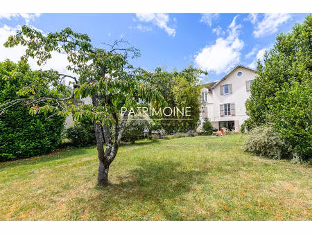 maison avon 7 pièces 197 m2