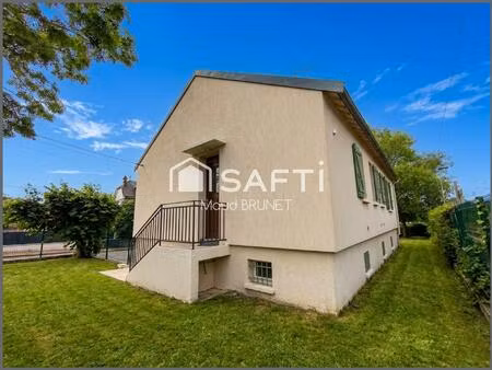 au cœur de bréval  maison 3 chambres  possible 5  sous-sol total