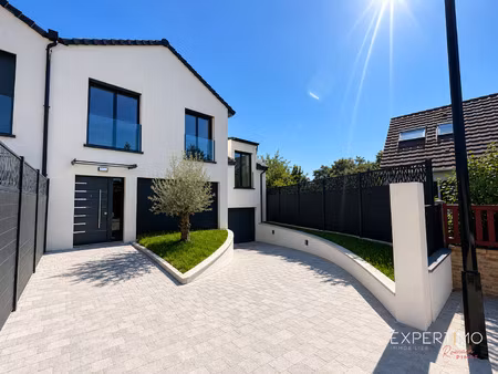 maison neuve en location - guyancourt - disponibilité immédi
