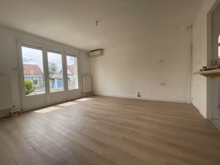 maison t3 à saint florent sur cher