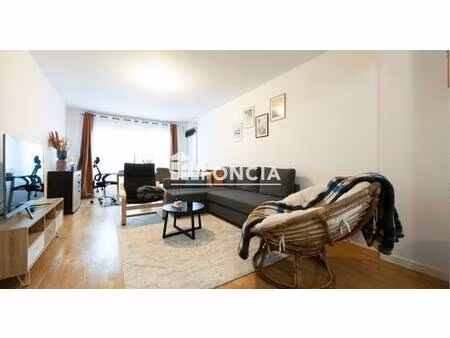 vendu loue - la croisette - 3 pieces - 65m2 - loggia - parking s/sol- 10mn gare de poissy