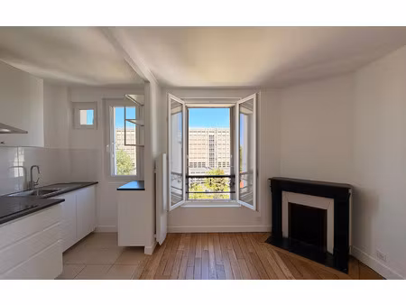 location appartement  m² t-3 à montrouge  1 550 €