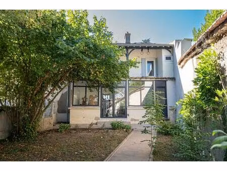 maison 3 pièce(s) 143.48 m2