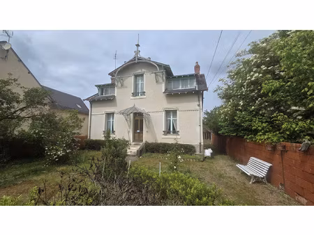 a vendre maison ancienne en pierre de 130 m2