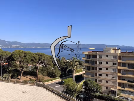 location meublée appartement 2 pièces 50 m² à ajaccio (20000)  760 €