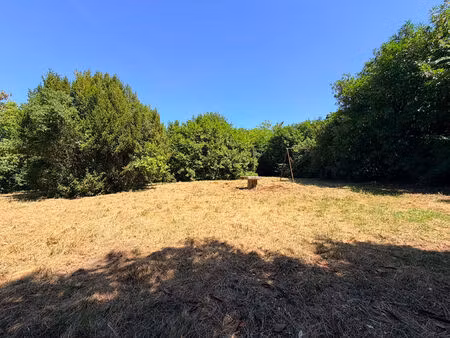 terrain 0 pièces 2550 m² à vendre / acheter la couronne 16400 ? | era immobilier