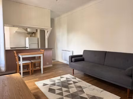 location meublée appartement 2 pièces 29 m² à esbly (77450)  700 €