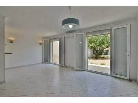 vente maison à istres (13118) : à vendre / 76m² istres