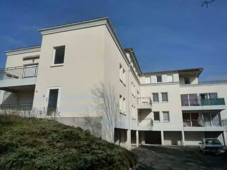 location appartement 3 pièces à cerizay (79140) : à louer 3 pièces / 65m² cerizay