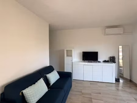location meublée appartement 1 pièce 37 m² à antibes (06600)  850 €