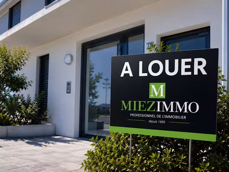 location appartement 2 pièces 39 m² à montfort-l'amaury (78490)  875 €