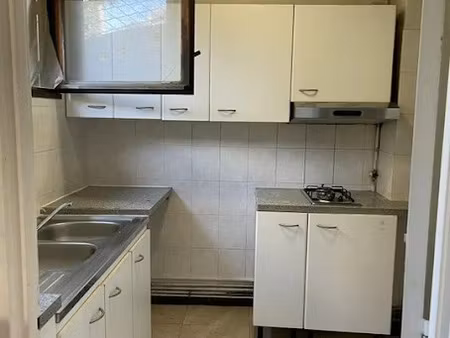 location appartement 1 pièce 30 m² à arcueil (94110)  950 €