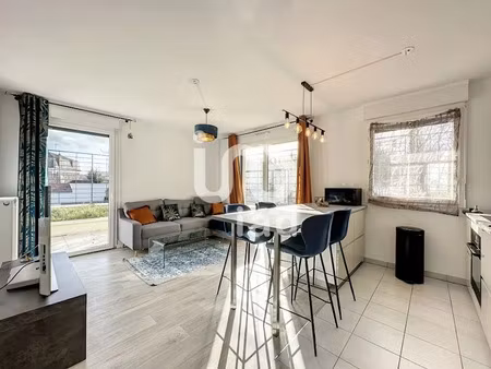 location meublée appartement 3 pièces 62 m² à longjumeau (91160)  1 400 €