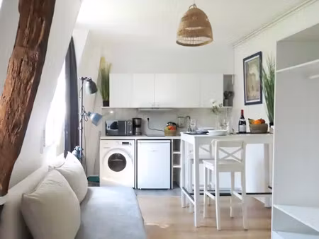 location meublée appartement 2 pièces 29 m² à sceaux (92330)  1 300 €