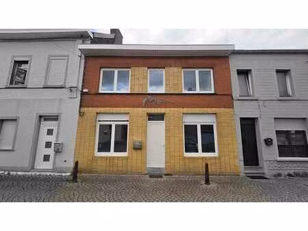 maison habitable rapidement + terrasse