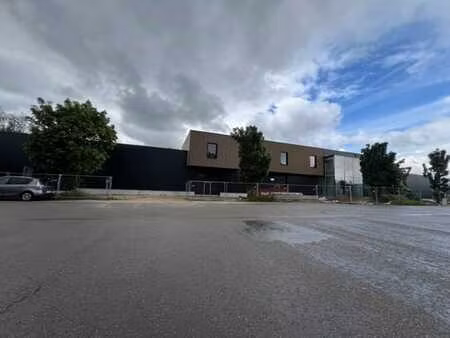 a louer - p.a.e gembloux-sauvenière - entrepôt