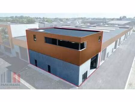 unité pme nouvellement construite : 164 m² d'entrepôt ave...