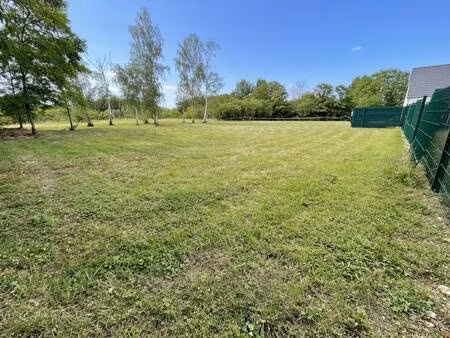 terrain constructible viabilisé à vendre