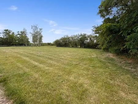 terrain constructible viabilisé à vendre