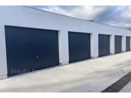 location parking 18 m² à porto-vecchio (20137)  170 €