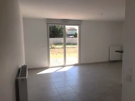 location maison 3 pièces 64.03 m² à saubens (31600)  752 €