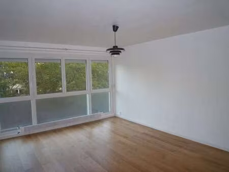 location appartement 2 pièces à hérouville-saint-clair (14200) : à louer 2 pièces / 51m² h