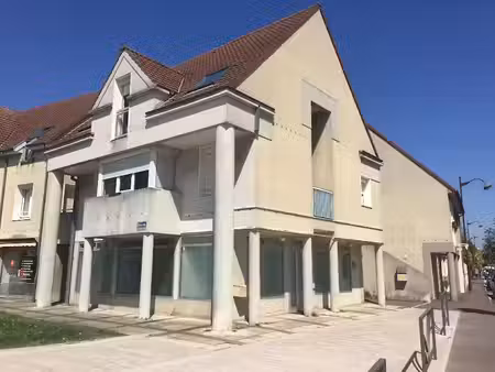 location locaux professionnels 0 pièces 9 m² à saint-andré-les-vergers (10120)  460 €