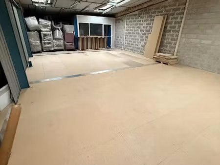 location locaux professionnels 0 pièces 232 m² à saint-andre-de-la-roche (06730)  2 410 €