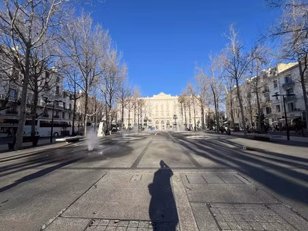 location locaux professionnels 128 m² à antibes (06600)  2 520 €