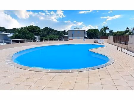 magnifique maison duplex avec jardin dans le secteur de convenance