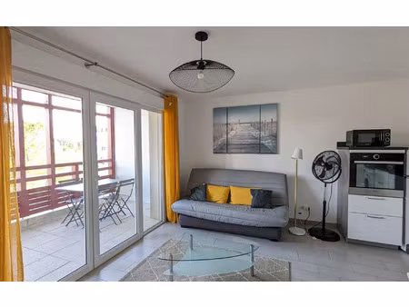 location appartement  m² t-1 à anglet  690 €