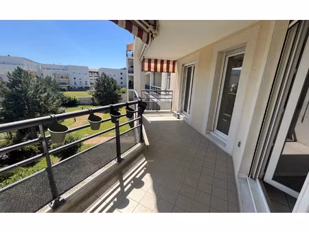 appartement pont-de-chéruy m² t-3 à vendre  190 000 €