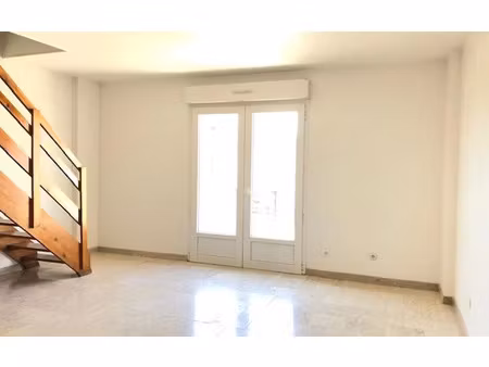 location appartement  40.82 m² t-2 à sainte-geneviève-des-bois  738 €