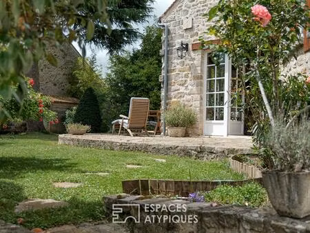 charmante maison avec grande pièce de vie et belle hauteur sous plafond