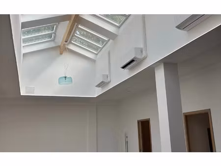 location appartement  132 m² t-4 à amiens  2 500 €