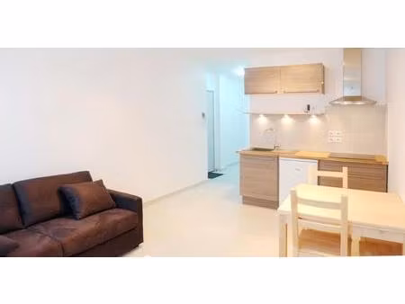 appartement t2 bordeaux - 42 m2 - 860 euros ttc