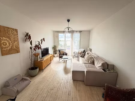 appartement 3 pièces meublé de 66 m²