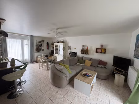 location appartement 3 pièces 68 m² à desnes (39140)