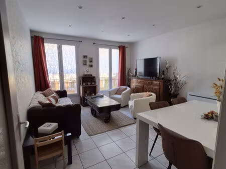 location appartement 4 pièces  75.62m²  évreux