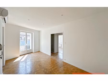 location appartement  m² t-3 à gaillac  620 €