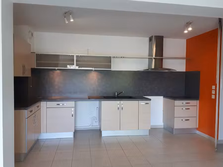 location appartement 3 pièces 63 m² à sainte-geneviève-des-bois (91700)