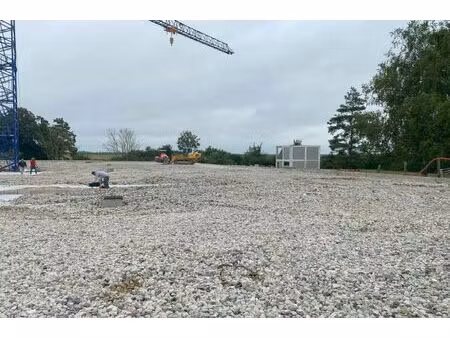 location entrepôt 150 m²