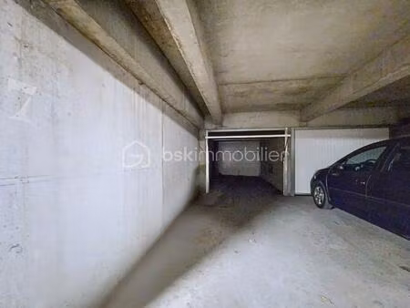parking de 26 m² à chelles