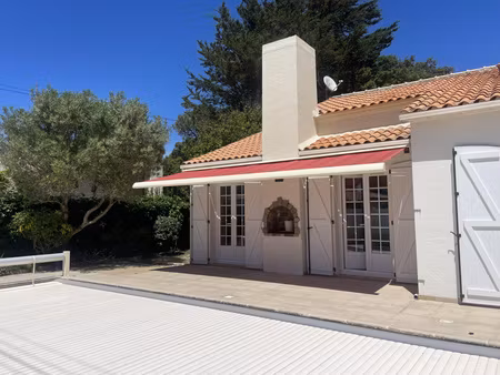 maison plain-pied de 1975 avec 3 chambres et une pièce complémentaire
