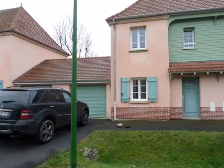 a louer le vaudreuil maison dans domaine sécurisé