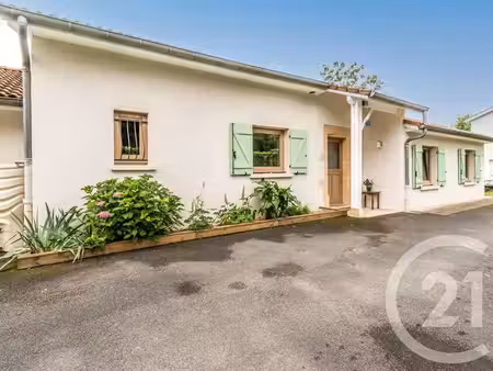 maison à vendre - 6 pièces - 120 m2 - massieux - 01 - rhone-alpes